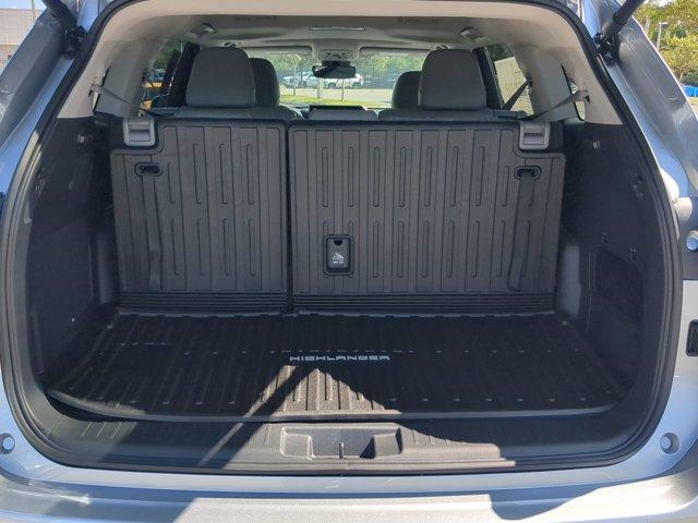 new 2025 Toyota Highlander car, priced at $50,574