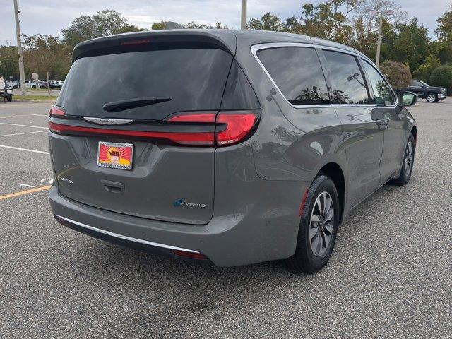 used 2022 Chrysler Pacifica car, priced at $17,877