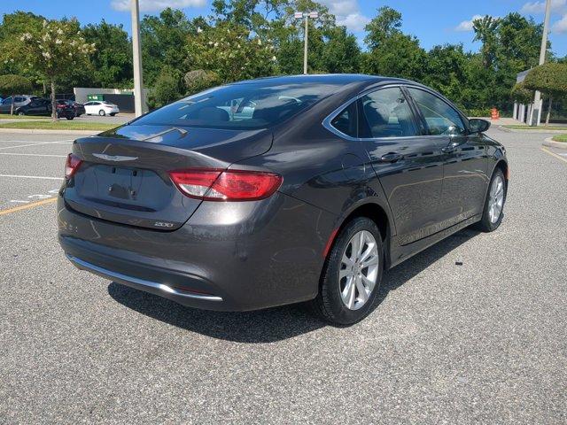 used 2015 Chrysler 200 car