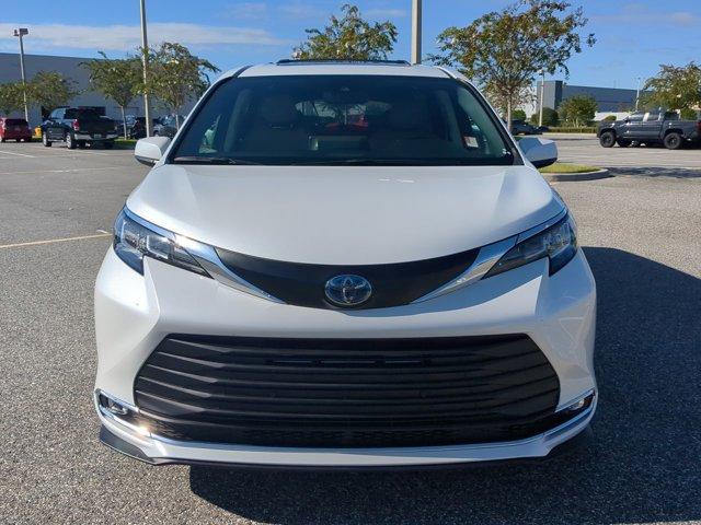 used 2022 Toyota Sienna car