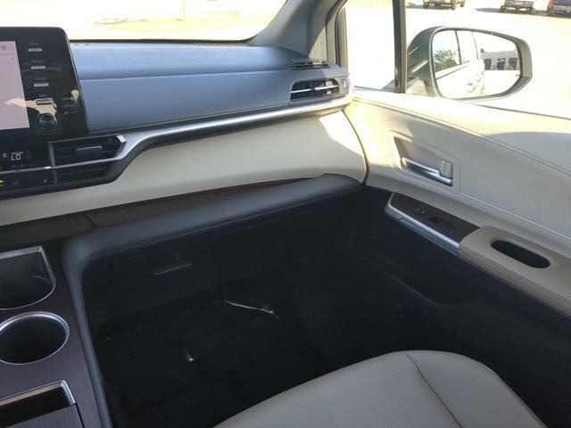 used 2022 Toyota Sienna car