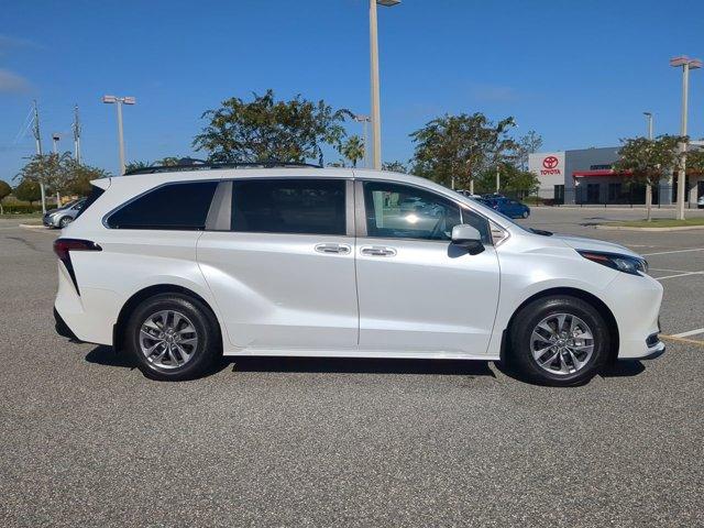 used 2022 Toyota Sienna car