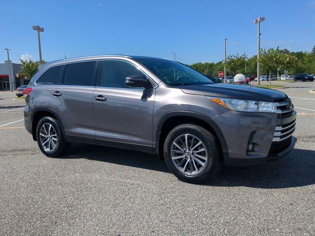 used 2019 Toyota Highlander car