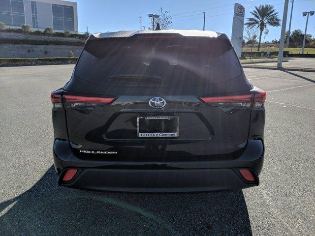 new 2022 Toyota Highlander car