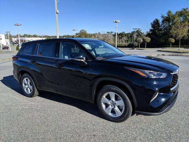 new 2022 Toyota Highlander car