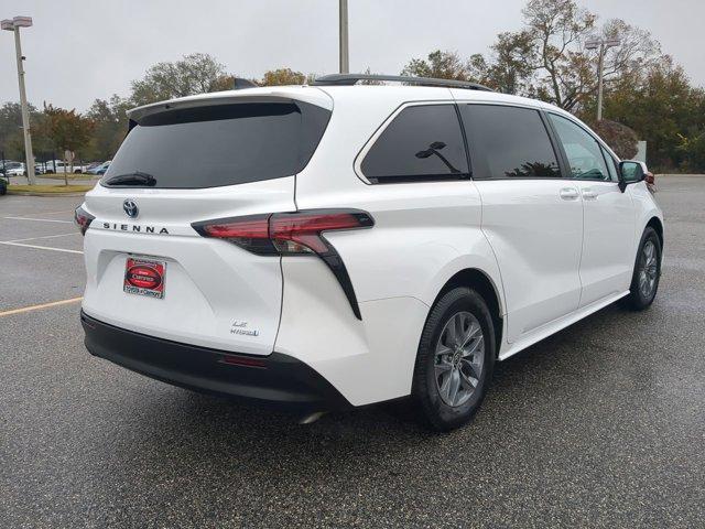 used 2022 Toyota Sienna car