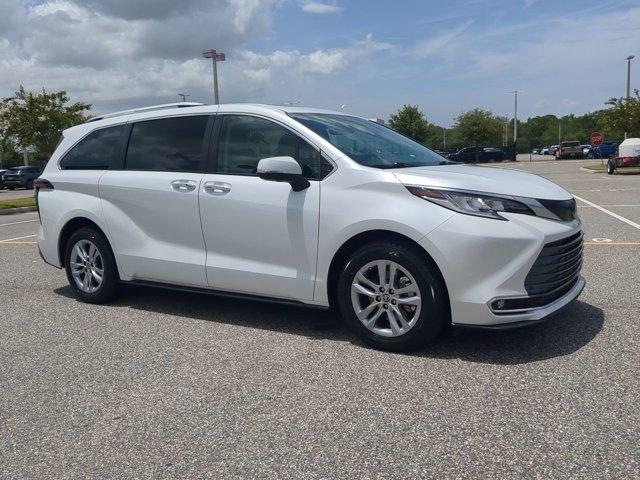 used 2022 Toyota Sienna car