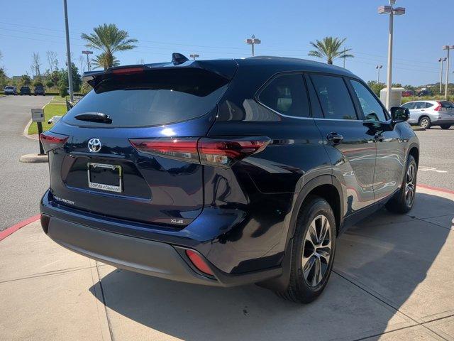 new 2025 Toyota Highlander car, priced at $45,119