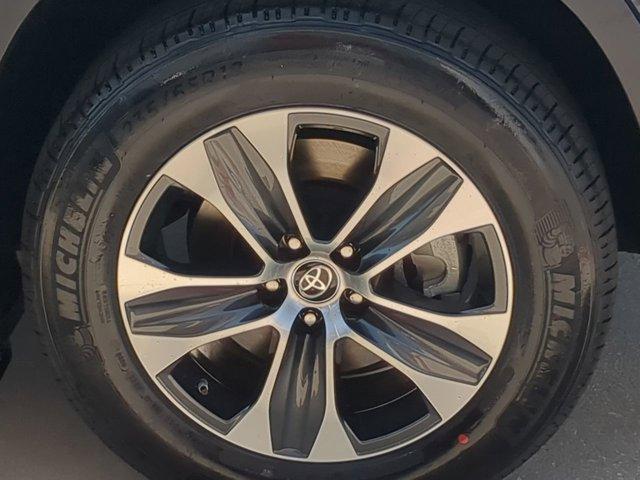 new 2025 Toyota Highlander car, priced at $45,119