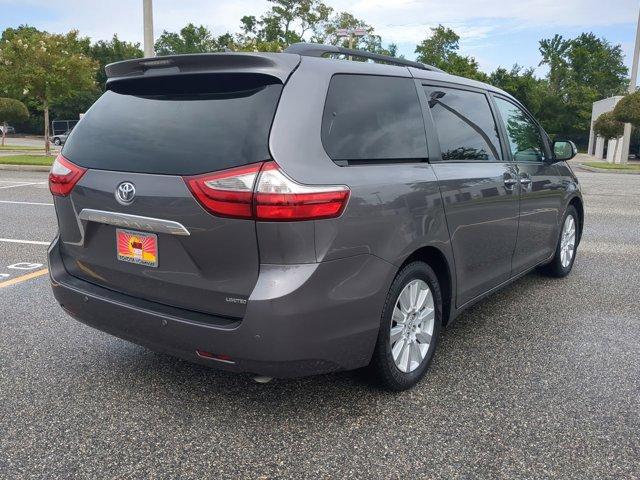 used 2017 Toyota Sienna car