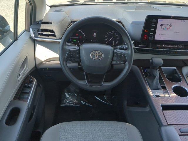 used 2023 Toyota Sienna car