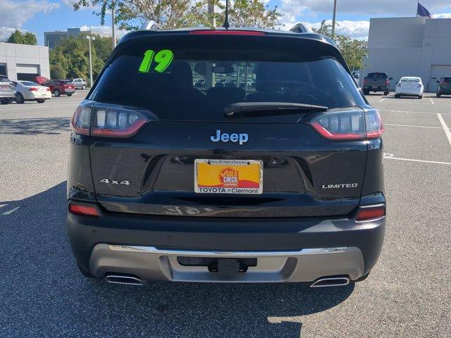 used 2019 Jeep Cherokee car