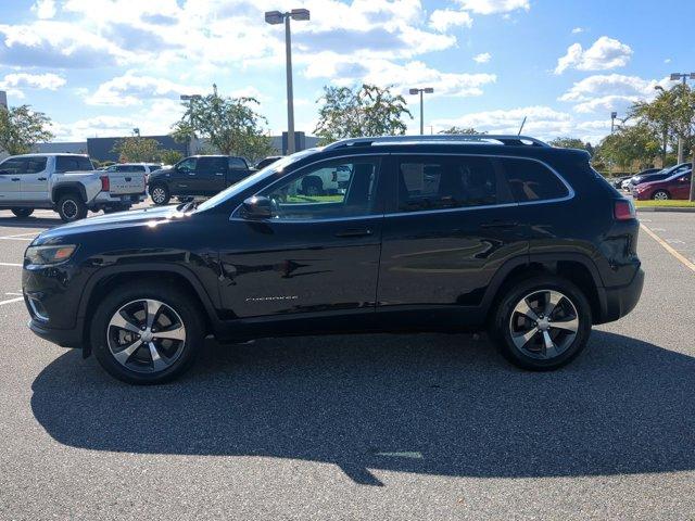 used 2019 Jeep Cherokee car