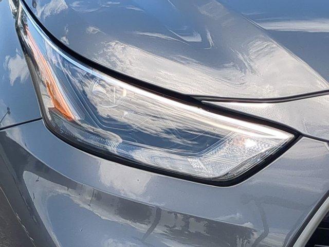 used 2023 Toyota Highlander car