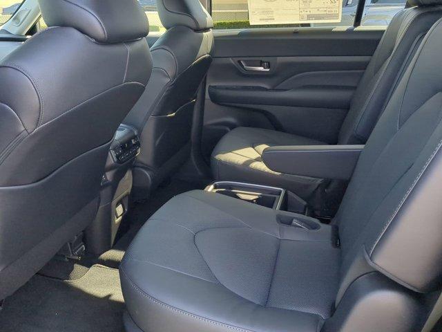 new 2025 Toyota Grand Highlander car, priced at $57,138