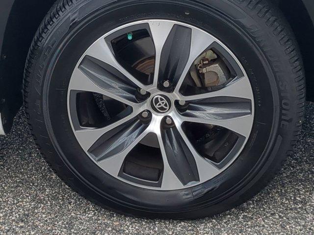 used 2021 Toyota Highlander car