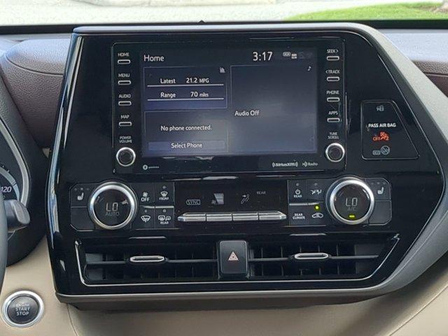 used 2021 Toyota Highlander car
