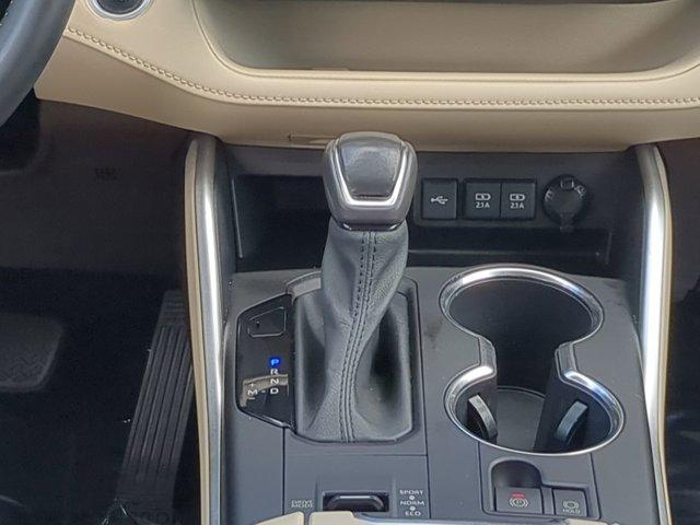 used 2021 Toyota Highlander car