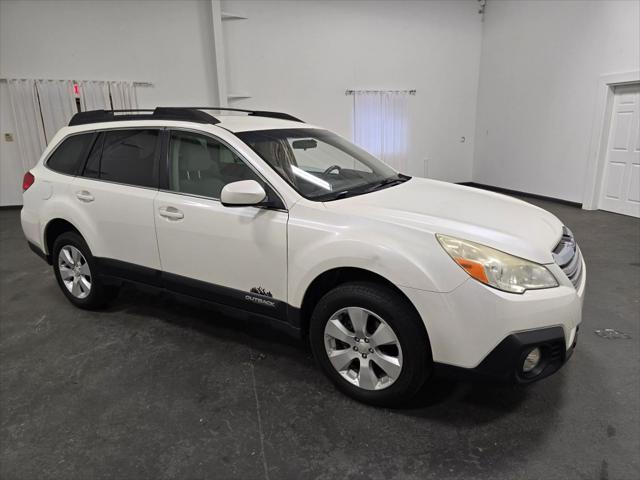 used 2014 Subaru Outback car, priced at $7,999