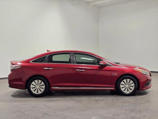 used 2016 Hyundai Sonata Hybrid car, priced at $10,499