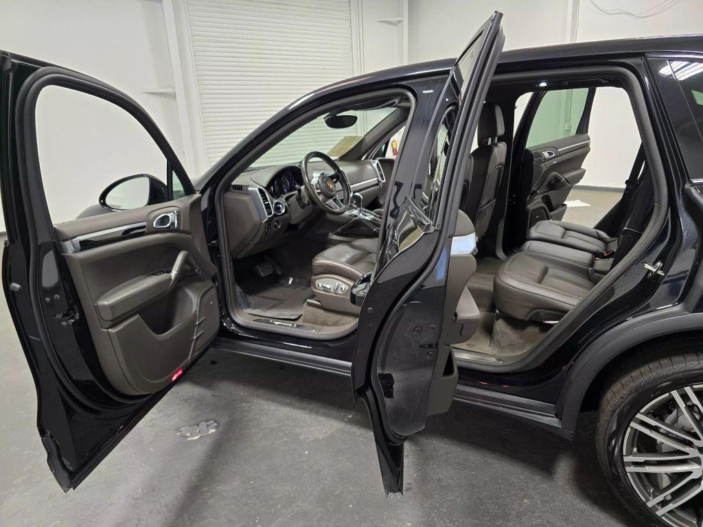 used 2018 Porsche Cayenne car, priced at $29,990