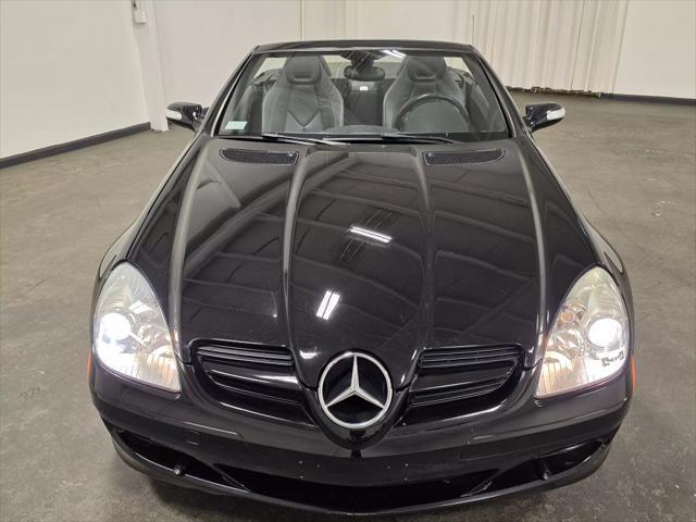 used 2006 Mercedes-Benz SLK-Class car, priced at $9,999