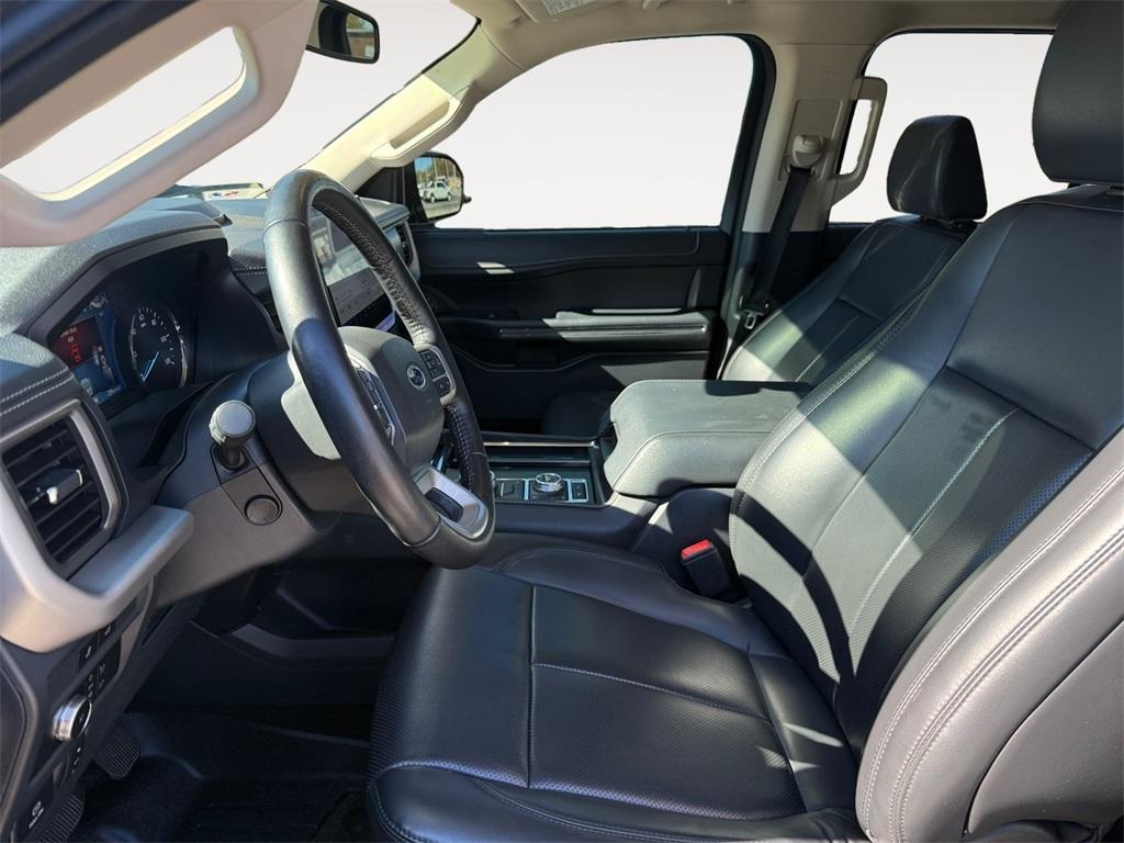 used 2022 Ford Expedition car, priced at $47,900