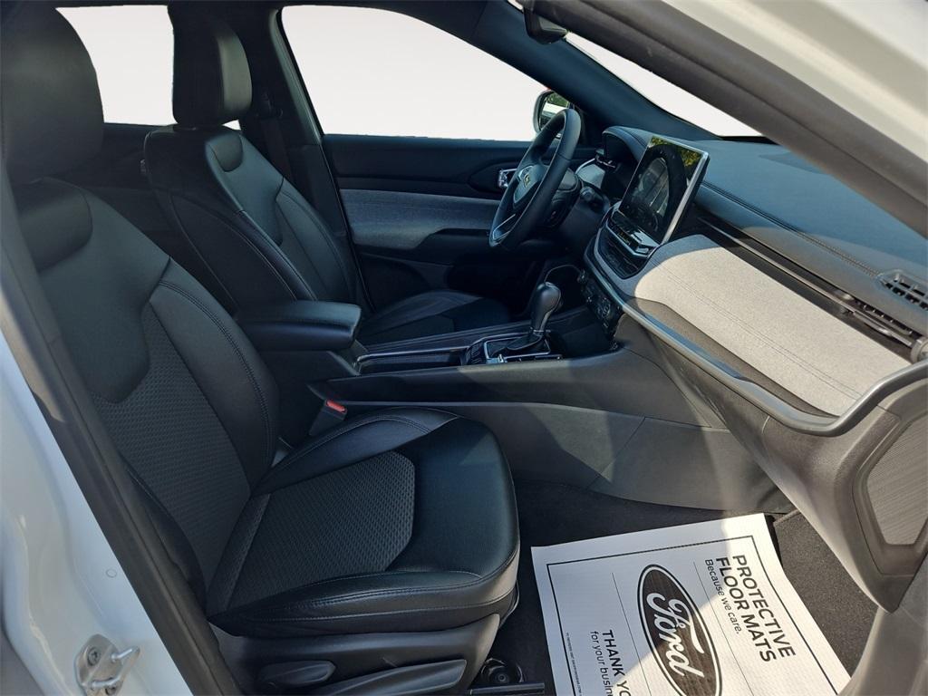 used 2024 Jeep Compass car, priced at $20,975