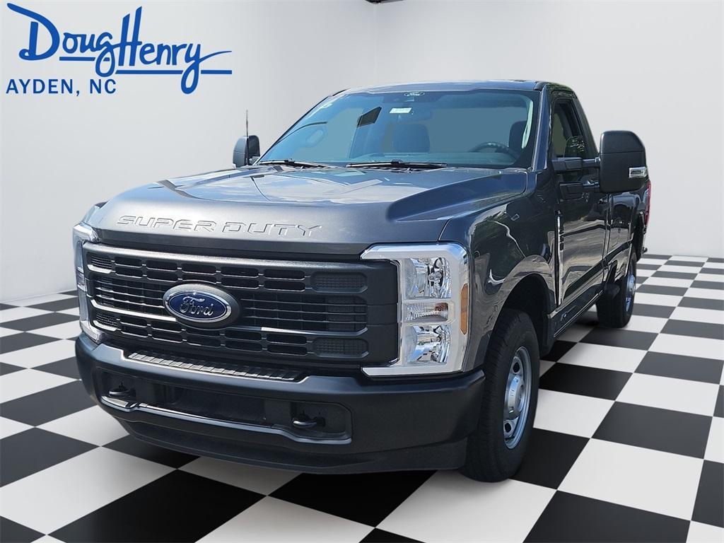 new 2025 Ford F-250 car, priced at $60,540