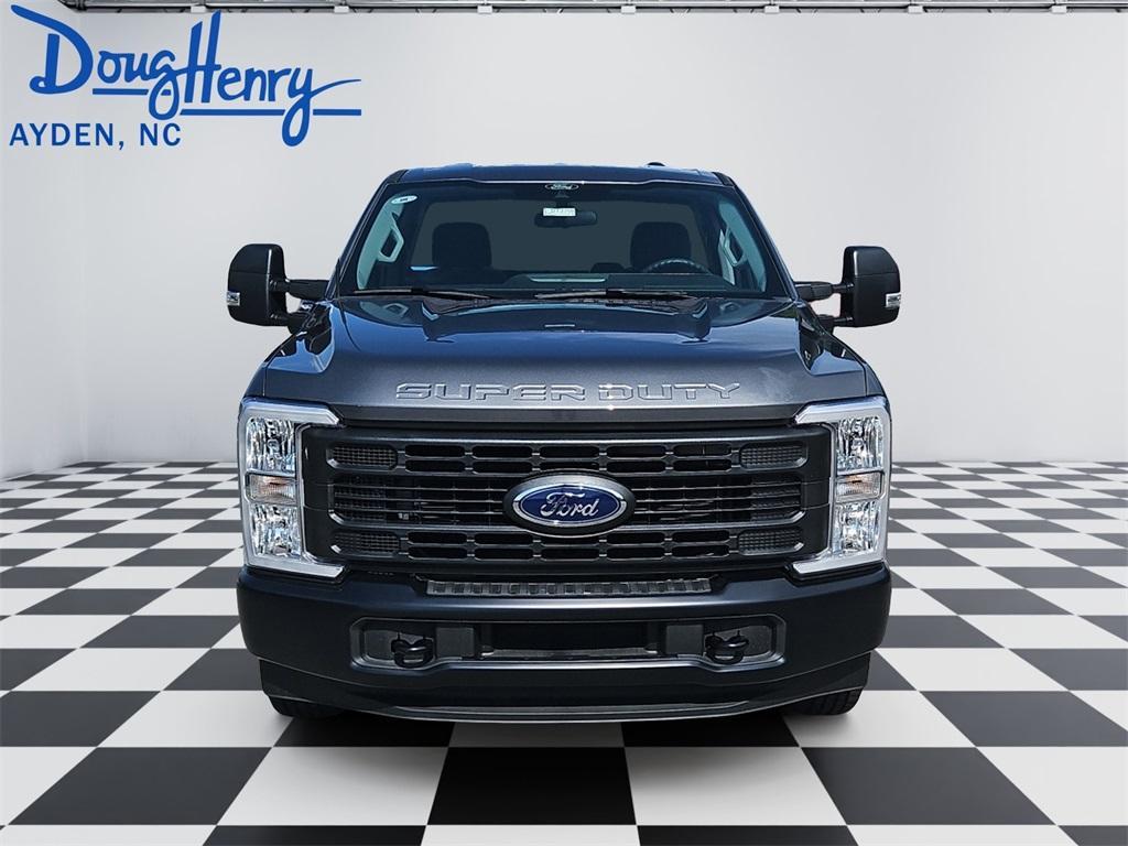 new 2025 Ford F-250 car, priced at $60,540