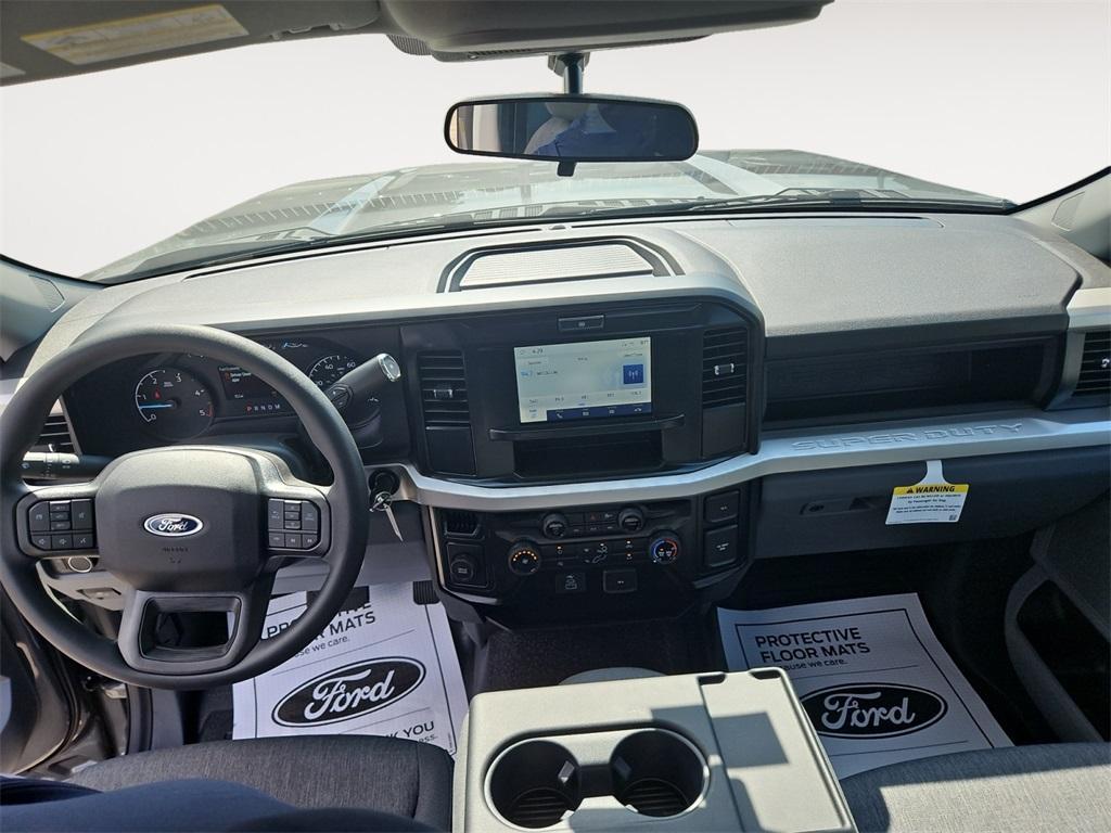 new 2025 Ford F-250 car, priced at $60,540