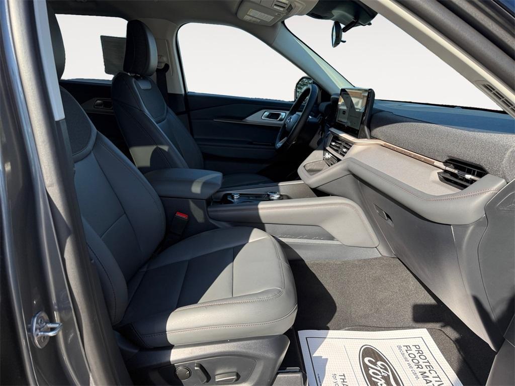new 2026 Ford Explorer car, priced at $45,425