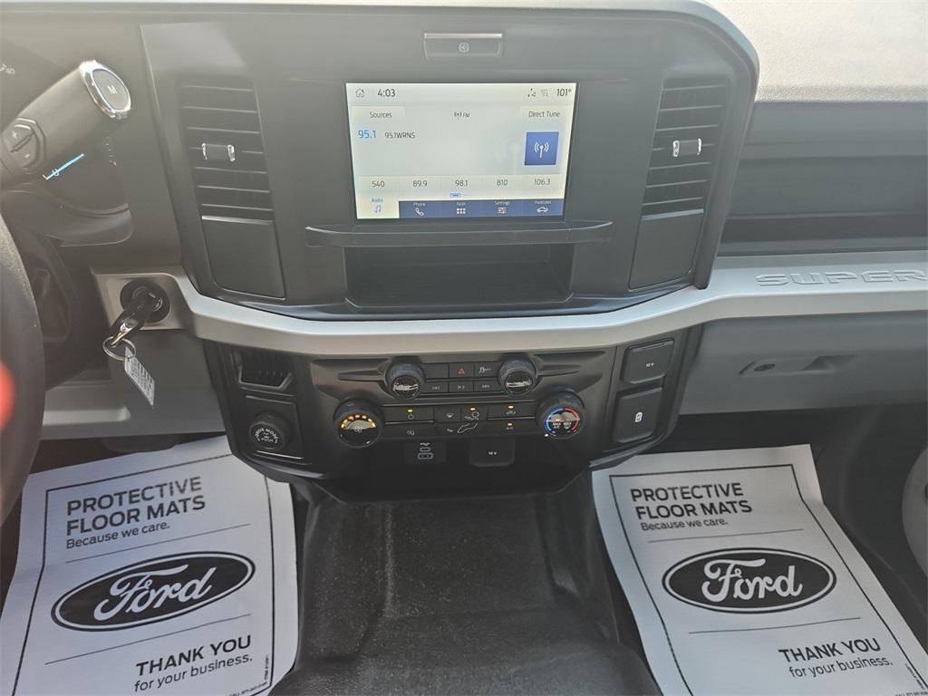 new 2025 Ford F-350 car, priced at $62,440