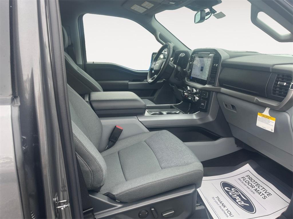 new 2025 Ford F-150 car, priced at $62,600