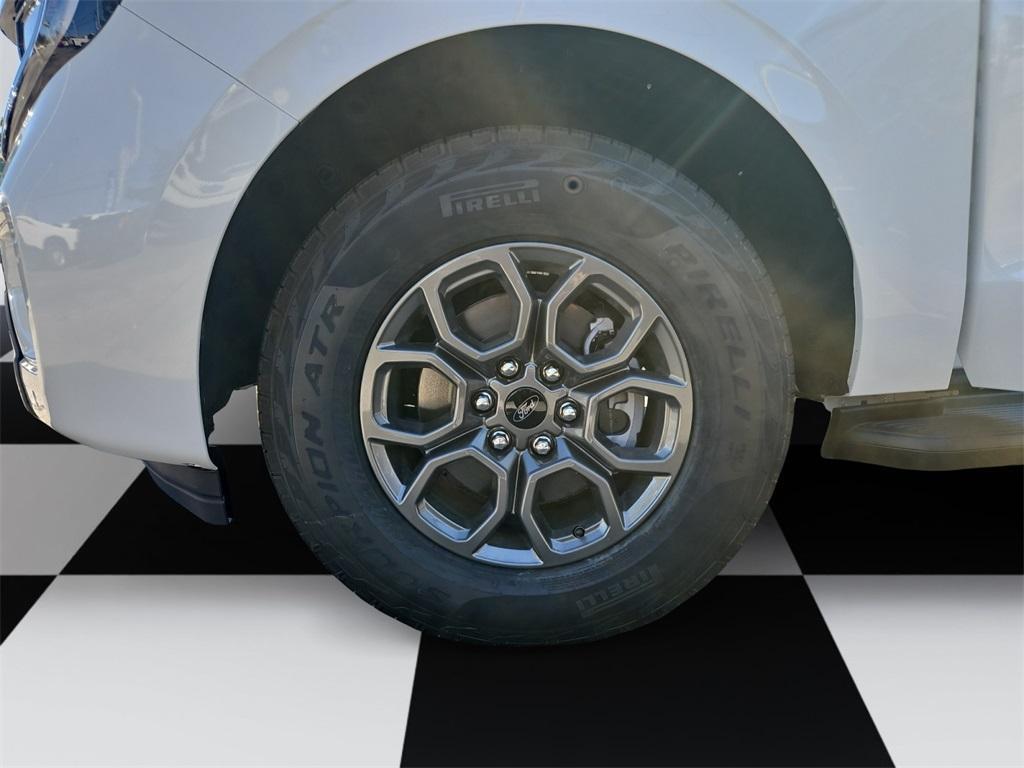 new 2025 Ford Expedition car, priced at $65,510