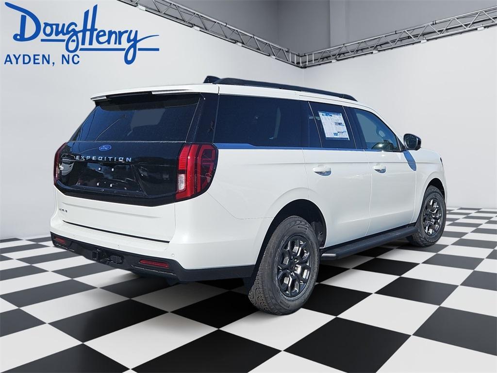 new 2025 Ford Expedition car, priced at $65,510