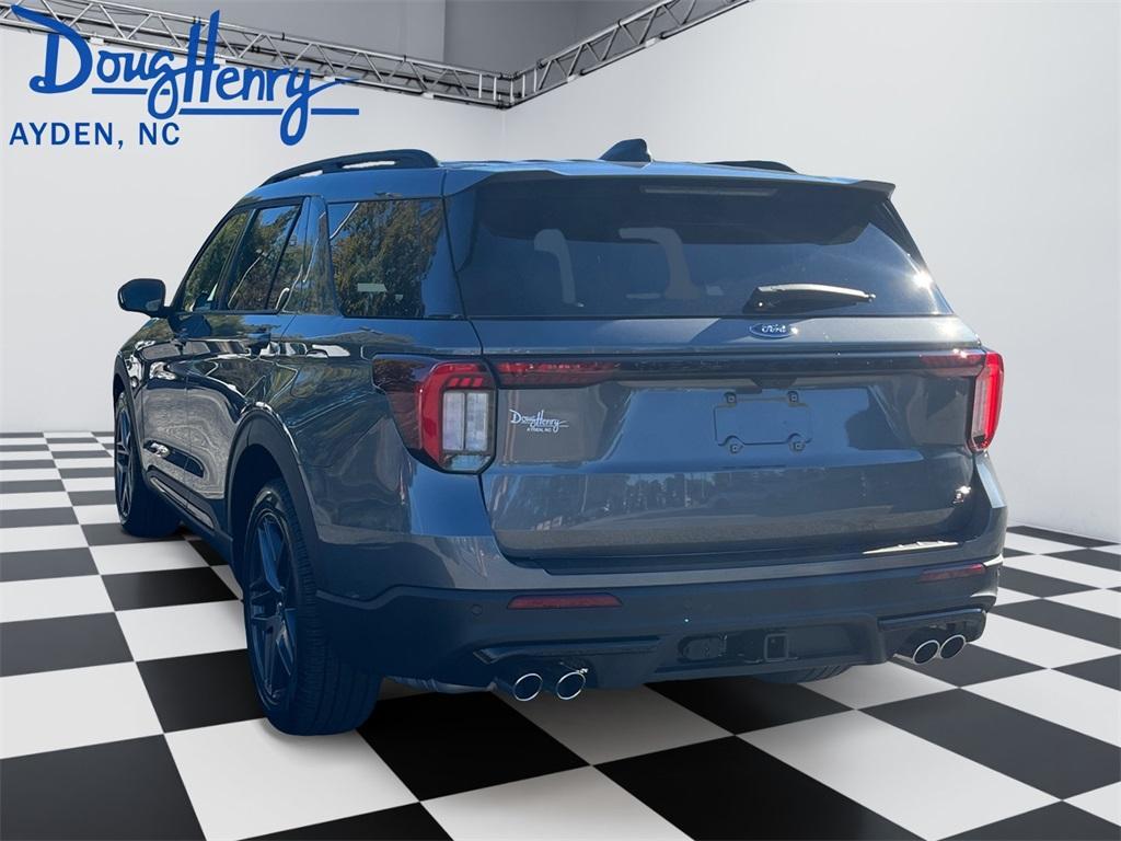 new 2025 Ford Explorer car, priced at $60,995