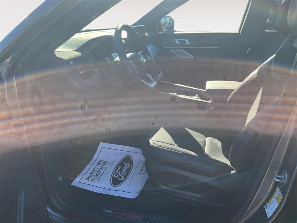 new 2025 Ford Explorer car, priced at $60,995