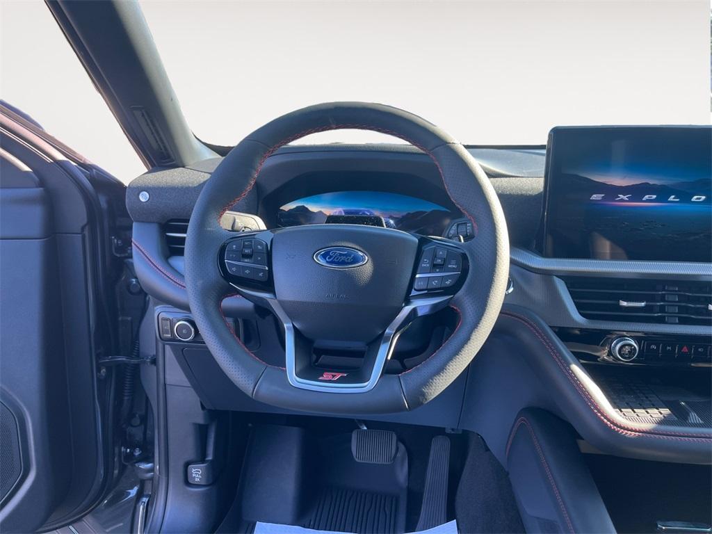 new 2025 Ford Explorer car, priced at $60,995