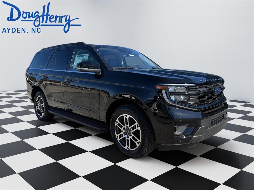 new 2025 Ford Expedition car, priced at $73,090