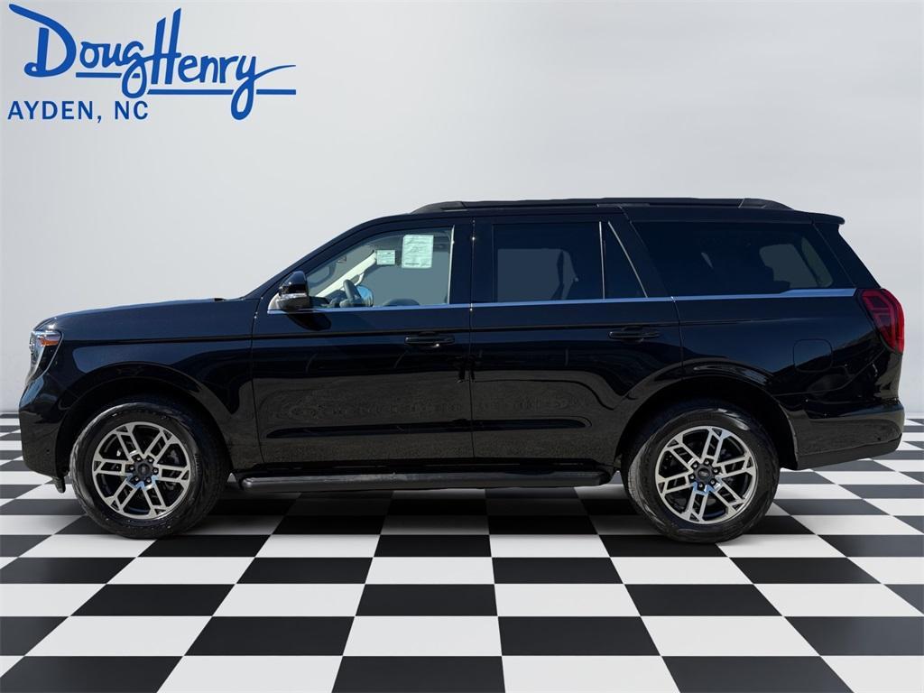new 2025 Ford Expedition car, priced at $73,090