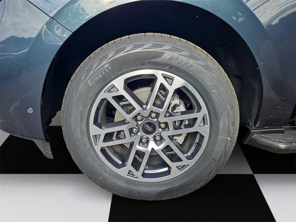 new 2025 Ford Expedition Max car, priced at $75,425