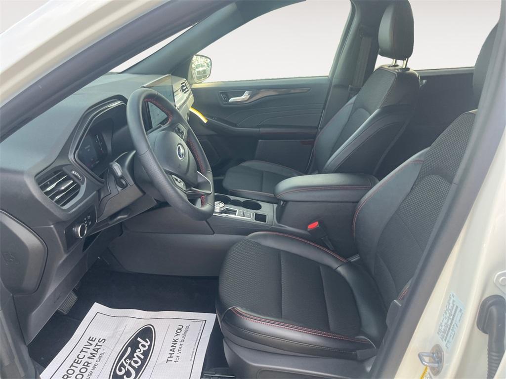 new 2025 Ford Escape car, priced at $32,475