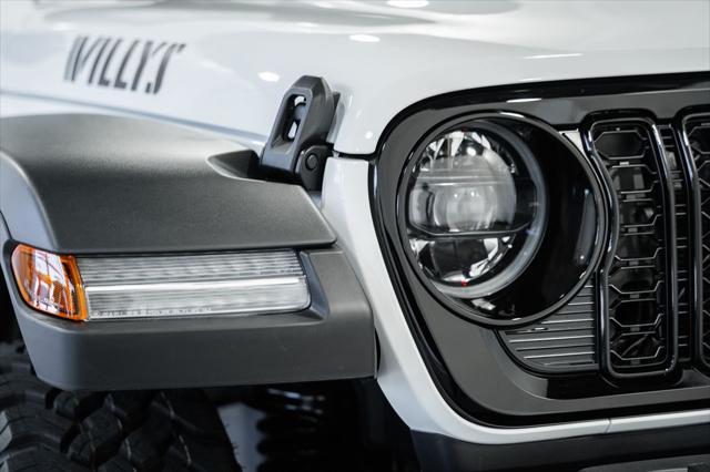 new 2025 Jeep Wrangler car, priced at $40,823