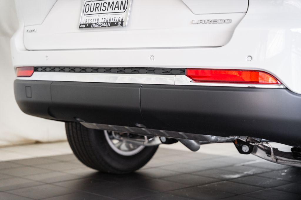 new 2025 Jeep Grand Cherokee car, priced at $35,492