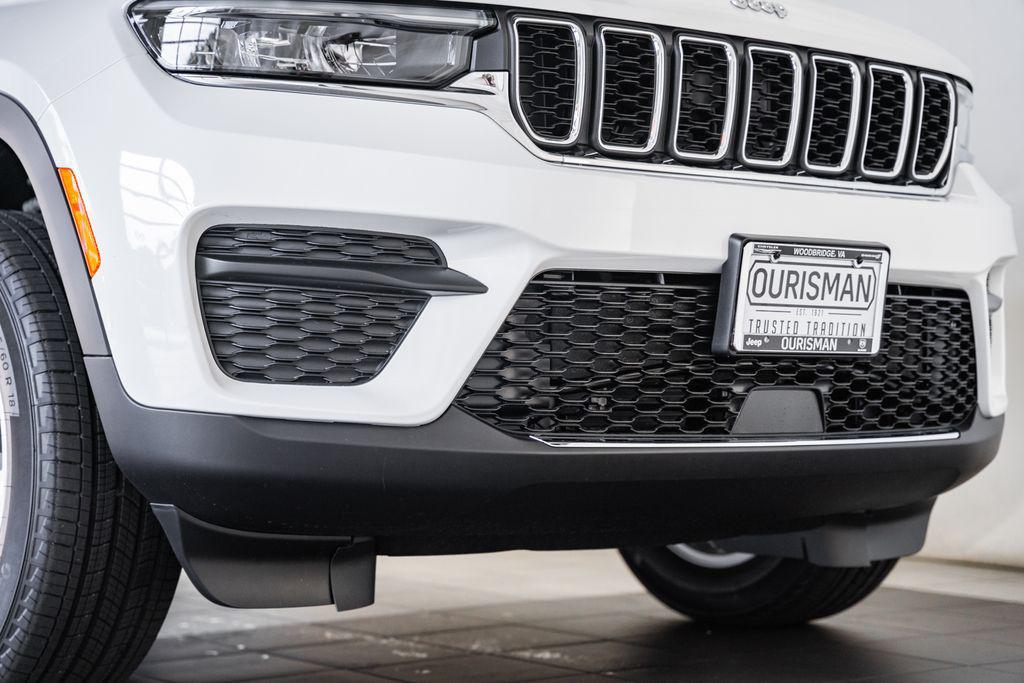 new 2025 Jeep Grand Cherokee car, priced at $35,492
