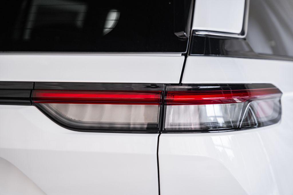 new 2025 Jeep Grand Cherokee car, priced at $35,492