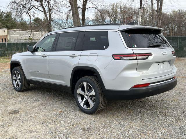 new 2024 Jeep Grand Cherokee L car, priced at $46,210