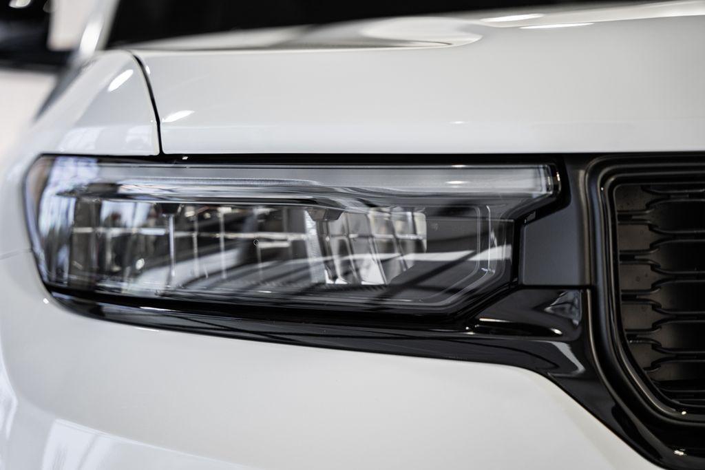 new 2025 Jeep Grand Cherokee car, priced at $40,774