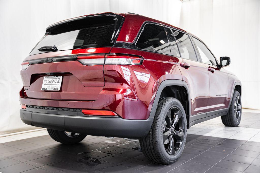 new 2025 Jeep Grand Cherokee car, priced at $42,206